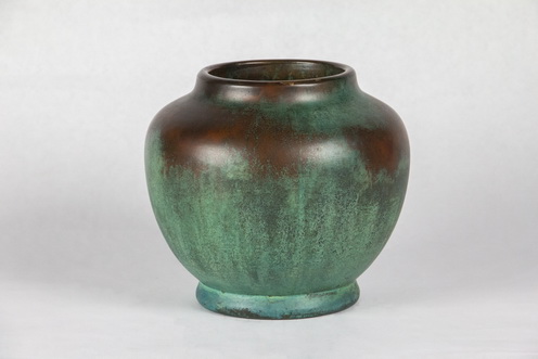 Clewell Bronze Vase #472
